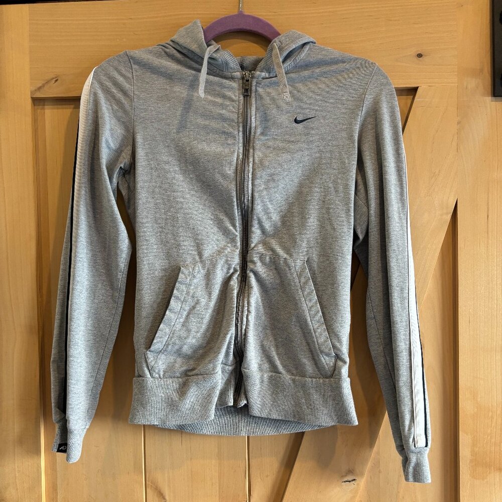 Vintage Nike Grey Athletic Zip-up